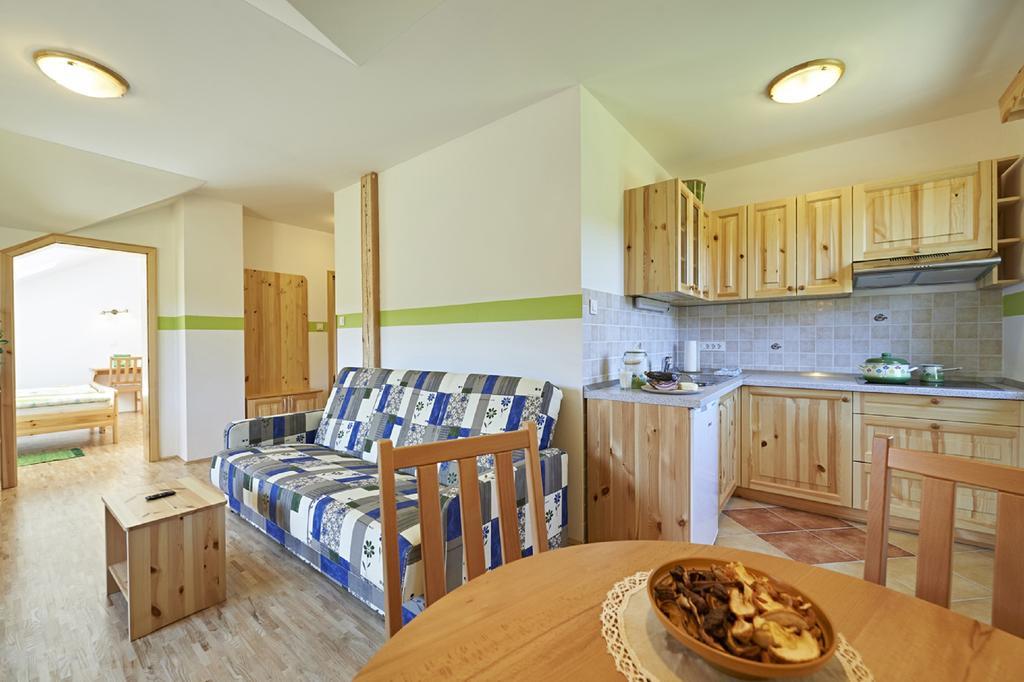 Apartments Organic Tourist Farm Gradisnik Prevalje Buitenkant foto